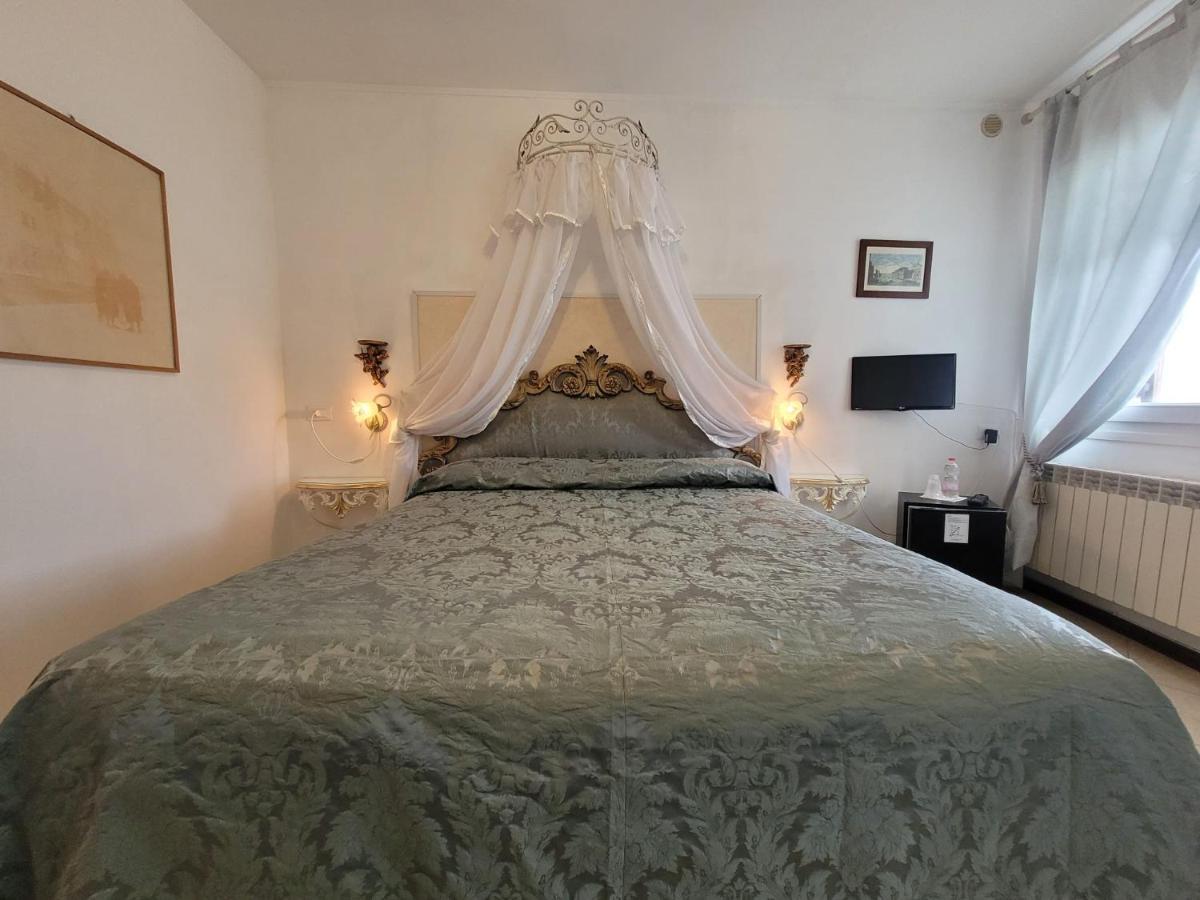 Bed and Breakfast Ca Isabella Venecia Exterior foto